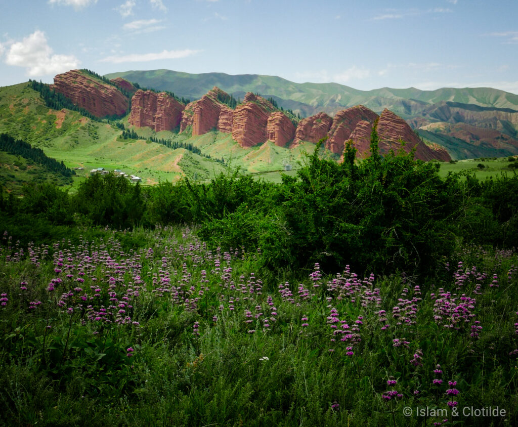 Skazka Canyon & Jeti-Ögüz Cultural Tour — 2 Days